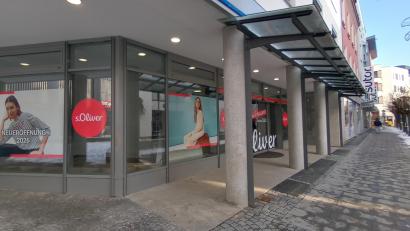 Bild: shl
Auf rund 350 Quadratmetern Verkaufsfläche eröffnet in der Wörthstraße 14 in Weiden bald ein S.-Oliver-Geschäft. Geschäftsführer und Franchisenehmer ist Martin Reichelt aus Eslarn.