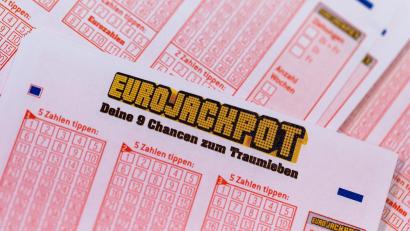Symbolbild: Rolf Vennenbernd, dpa
Die Oberpfalz hat in der vergangenen Woche beim Eurojackpot gleich zweimal abgeräumt.