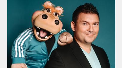 Bild: Alexey Testov/exb
Sebastian Reich und Amanda kommen auf ihrer Tour "Purer Zufall" auch in die Mehrzweckhalle nach Kemnath.