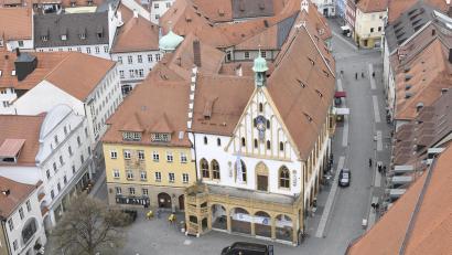 Archivbild: Petra Hartl
Sieben Kandidaten möchten Chef im Amberger Rathaus werden.