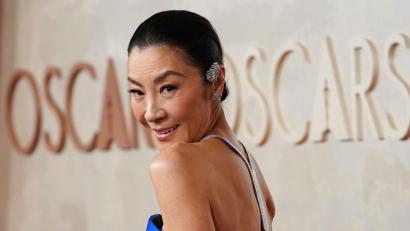 Bild: Jordan Strauss/Invision/dpa
Oscar-Preisträgerin Michelle Yeoh ist für einen Schmähpreis nominiert. (Archivbild)