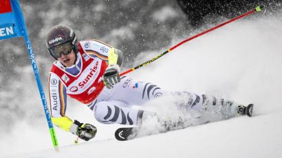 Bild: Anthony Anex/KEYSTONE/dpa
Kommt als Nachrücker doch noch zu Olympia: Skirennfahrer Anton Grammel. (Archivbild)