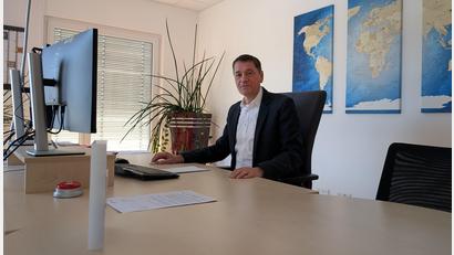 Bild: wüw
Michael Hauer an seinem Schreibtisch im Institut für Vorsorge und Finanzplanung.