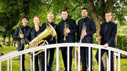 Bild: Tobias Spranger
Das Ensemble Zephir lädt am 25. Januar zu einem festlichen Neujahrskonzert in die St.-Martin-Basilika in Amberg ein.