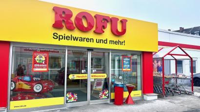 Bild: Gabi Schönberger
Die Rofu-Kinderland-Filiale an der Böttgerstraße in Weiden bleibt weiterhin geöffnet.