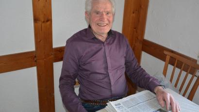 Bild: jr
Josef Braun feiert an diesem Samstag seinen 90. Geburtstag. Regelmäßige Spaziergänge und Fahrradfahren halten den Jubilar fit. Seit Jahrzehnten ist er treuer Leser unserer Heimatzeitung.