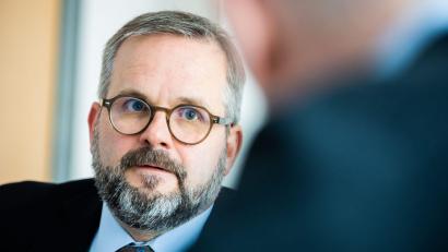 Bild: Christoph Soeder/dpa
Bayer-Manager Berninger: Sorge um Auseinanderdriften Europas und der Vereinigten Staaten. (Archivbild)