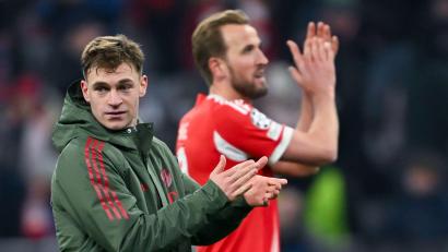 Bild: Sven Hoppe/dpa
Das erste Etappenziel ist erreicht: Joshua Kimmich (links) und Harry Kane feiern den Einzug ins Achtelfinale.