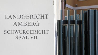 Archivbild: Wolfgang Steinbacher
Am Landgericht Amberg wird der Prozess gegen einen 33-Jährigen noch einmal neu aufgerollt.