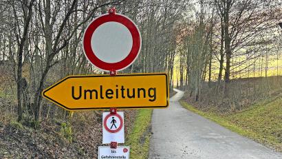 Bild: Matthias Bäumler
Der Steinwaldradweg ist derzeit gesperrt. Daher verläuft der Zoigllauf auf dem Goldsteig-Wanderweg.