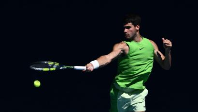 Bild: Joel Carrett/AAP/dpa
Carlos Alcaraz steht in Melbourne im Achtelfinale.