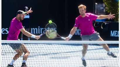 Bild: Frank Molter/dpa
Das deutsche Davis-Cup-Doppel ist in Melbourne bereits raus.