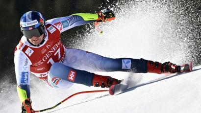 Bild: Hans Klaus Techt/APA/dpa
Der Norweger Adrian Smiseth Sejersted rettete sich im Super-G von Kitzbühel spektakulär.