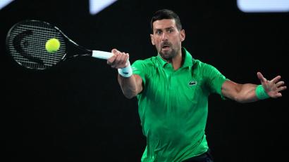 Bild: Dita Alangkara/AP/dpa
Novak Djokovic sammelt auch mit 38 Jahren weiter Rekorde.