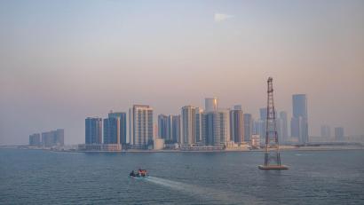 Bild: Sina Schuldt/dpa
Abu Dhabi ist der Schauplatz der trilateralen Verhandlungen zwischen Washington, Moskau und Kiew über ein Ende des Kriegs in der Ukraine. (Archivbild)