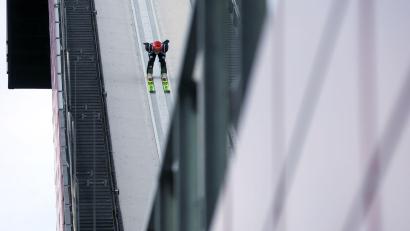 Bild: Karl-Josef Hildenbrand/dpa
Fiel zurück: Karl Geiger.