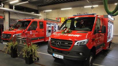Bild: kro
Ein großer Tag für die Feuerwehren Matzersreuth und Wondreb. Ihre neuen Tragkraftspritzenfahrzeuge wurden am Samstag offiziell übergeben.