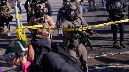 Bild: Abbie Parr/AP/dpa
Ein Mann starb durch Schüsse eines Beamten in Minneapolis.