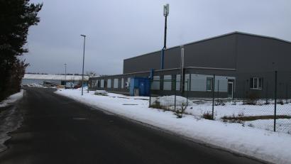 Bild: sne
Ein Unternehmen im Gewerbegebiet "Am Flugplatz" will erweitern. Nun muss eine mögliche Straße aus dem Bebauungsplan herausgenommen werden.