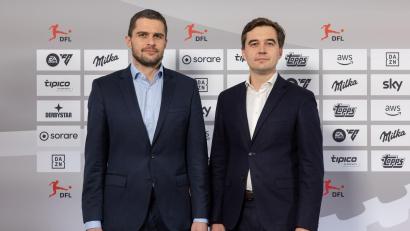 Bild: Jürgen Kessler/dpa
Marc Lenz (l.) und Steffen Merkel: Rekordzahlen beim Wirtschaftsreport der DFL.