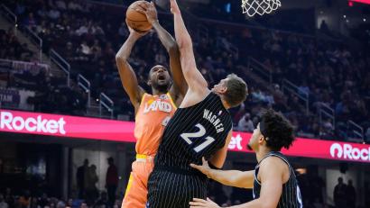 Bild: Sue Ogrocki/AP/dpa
Moritz Wagner kassierte mit Orlando die dritte Niederlage in Serie.