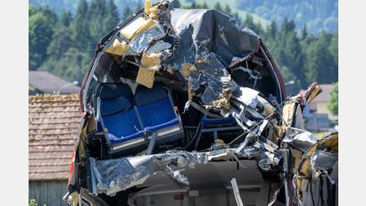 Bild: Peter Kneffel/dpa
Fünf Menschen kamen bei dem Unglück ums Leben. (Archivfoto)