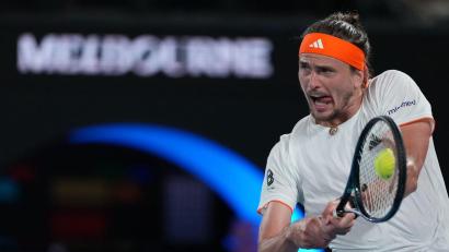 Bild: Asanka Brendon Ratnayake/AP/dpa
Alexander Zverev steht bei den Australian Open im Halbfinale.