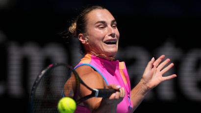 Bild: Aaron Favila/AP/dpa
Aryna Sabalenka steht in Melbourne erneut im Halbfinale.