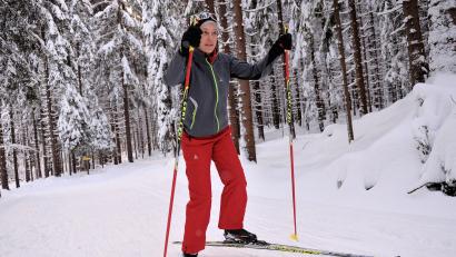 Bild: Florian Miedl
Das weitläufige Loipengebiet in der Stille des tief verschneiten Steinwalds macht den Sport zu einem ganz besonderen Naturerlebnis.