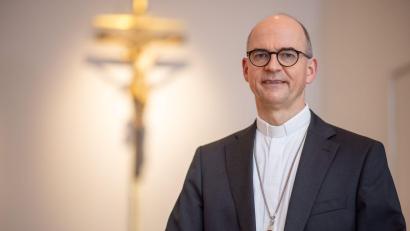 Bild: Daniel Karmann/dpa
Der Würzburger Bischof Jung ist Gastgeber der nächsten Vollversammlung der deutschen Bischöfe. (Archivbild)