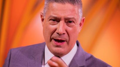 Bild: Rolf Vennenbernd/dpa
Urteilt bald nicht nur bei „Let's Dance“, sondern auch bei „Grill den Henssler“: Joachim Llambi. (Archivfoto)