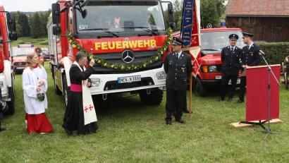 Archivbild: pi
Im August vor zwei Jahren weihte die Feuerwehr Neudorf bei Georgenberg ihr neues Löschgruppenfahrzeug LF10. Jetzt beschloss der Landkreis, den Kauf dieser Fahrzeuge höher zu fördern.