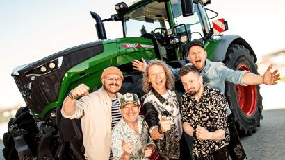 Bild: Daniel Raps
Die Macher der österreichischen Version der Sendung "Bauer sucht Frau" fahren auf die Troglauer ab. Wie im Vorjahr steuern die fünf Musiker aus dem Kemnather Land den Titelsong zur aktuellen Staffel bei.