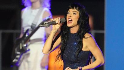 Bild: Gene J. Puskar/AP/dpa
Katy Perry ruft ihre Follower zum politischen Handeln auf. (Archivbild)