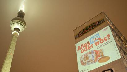 Bild: Lilli Förter/dpa
Solche Großprojektionen waren in mehreren Städten geplant.