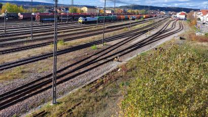 Archivbild: DB Energie
Während der Sanierung der Bahnstrecke Regensburg – Nürnberg werden Züge über Schwandorf umgeleitet.