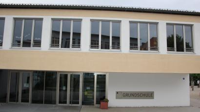 Bild: kro
Die Mittagsbetreuung in der Grundschule erfülle schon jetzt die gesetzlichen Bestimmungen, so CSU-Fraktionssprecherin Tina Zeitler.