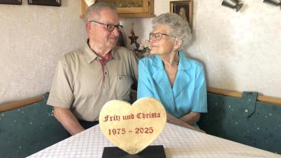 Bild: wro
Christa und Fritz Holm sind seit 50 Jahren verheiratet. Das Familienfest, die Goldene Hochzeit, wurde am Wochenende gefeiert.