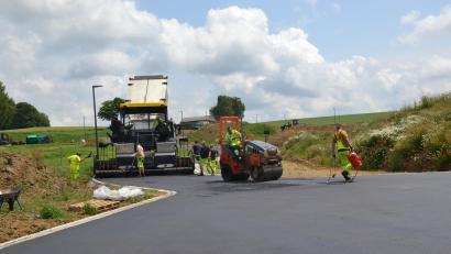 Bild: gi
Fast 2 Millionen Euro kostete die Erschließung für den 3. Bauabschnitt des Bebauungsgebietes „Steinling III“. So entstanden 28 neue Bauplätze.