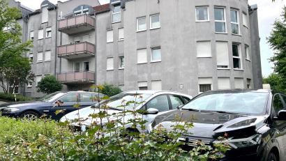 Bild: Gabi Schönberger
Wer ein Haus baut muss Stellplätze für Pkw vorweisen. Künftig soll es auch erlaubt sein, einen Teil davon durch Fahrradstellplätze zu ersetzen.