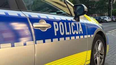 Bild: Doris Heimann/dpa
Ein Autofahrer in Polen hat mit seinem Wagen zwei Männer auf ihrem Schlitten gezogen. Einer wurde getötet, der andere schwer verletzt. (Symbolbild)