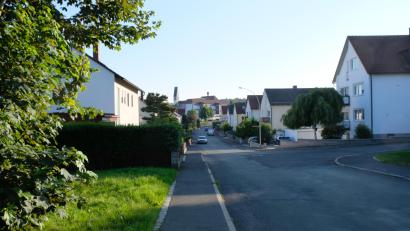 Bild: do
Den Gemeindeetat 2025 von Kirchenthumbach belasten besonders die Kosten für den Leitungs- und Straßenbau im Bereich des Gebietes "Nickelsee".