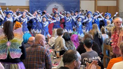 Bild: Anna-Lena Kuhr-Richthammer
Die Jugendgarde erhielt für ihren Gardemarsch (im Bild) wie für ihren Showtanz stürmischen Beifall.