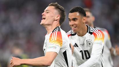 Bild: Sven Hoppe/dpa
Florian Wirtz (links) und Jamal Musiala sollen die DFB-Elf bei der WM zum Erfolg schießen. (Archivbild)