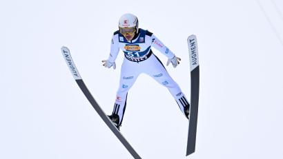 Bild: Swen Pförtner/dpa
Philipp Raimund war zufrieden mit Platz zwei im Mixed-Team-Event in Willingen.