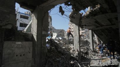 Bild: Jehad Alshrafi/AP/dpa
Zerstörte Häuser im Gazastreifen. (Archivbild)