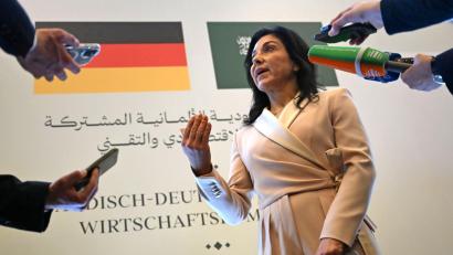 Bild: Elisa Schu/dpa
Wirtschaftsministerin Katherina Reiche (CDU) meint: Die relativ niedrigen Gasspeicher-Füllstände sind kein Grund zur Sorge.