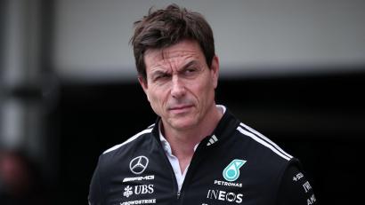 Bild: Ettore Chiereguini/AP/dpa
Toto Wolff schickt der misstrauischen Konkurrenz eine klare Botschaft. (Archivbild)