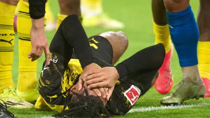 Bild: Bernd Thissen/dpa
Dortmunds Mané dürfte nach seiner Verletzung gegen Heidenheim einige Zeit ausfallen.