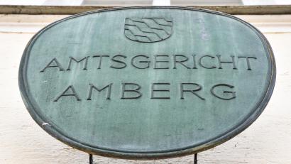 Symbolbild: Petra Hartl
Ein ehemaliger Fußballprofi sollte eigentlich beim Amberger Amtsgericht als Angeklagter erscheinen. Doch zum Termin kam er nicht.